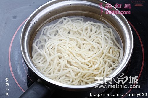 西红柿鸡蛋面步骤17