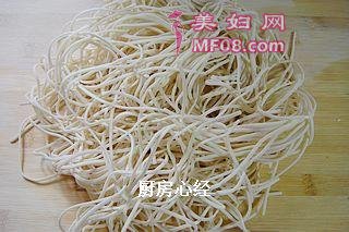 峴
