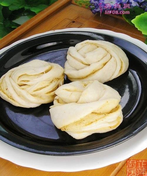 蒸煎花卷7