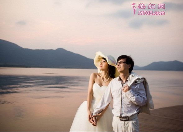 　一个未婚妈妈的网恋实录