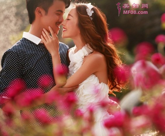 　一个未婚妈妈的网恋实录