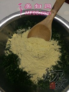 胡萝卜缨子豆沫就蜢子虾酱熥鸡蛋步骤6