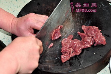 肝腰合炒的做法步骤4