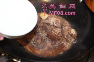 香辣牛排煲仔饭的做法步骤14