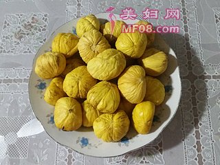 自制栗蓉的做法步骤：1