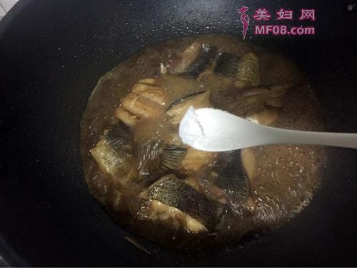 红烧鲢鱼的做法