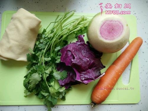 五彩大拌菜的做法