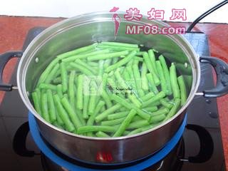 凉拌豆角的做法步骤：3