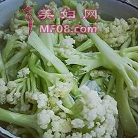 凉拌有机菜花的做法图解1