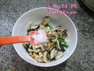 菠菜拌淡菜的做法步骤：9