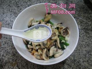 菠菜拌淡菜的做法步骤：10