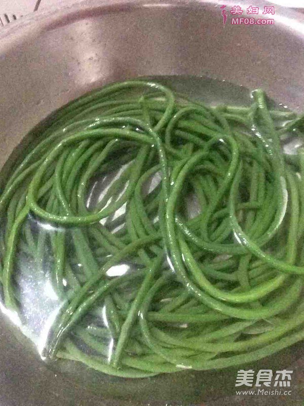 麻将拌豆角的做法