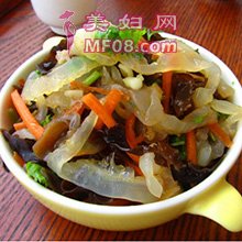 木耳拌海蜇的做法