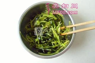 凉拌莴笋海带丝