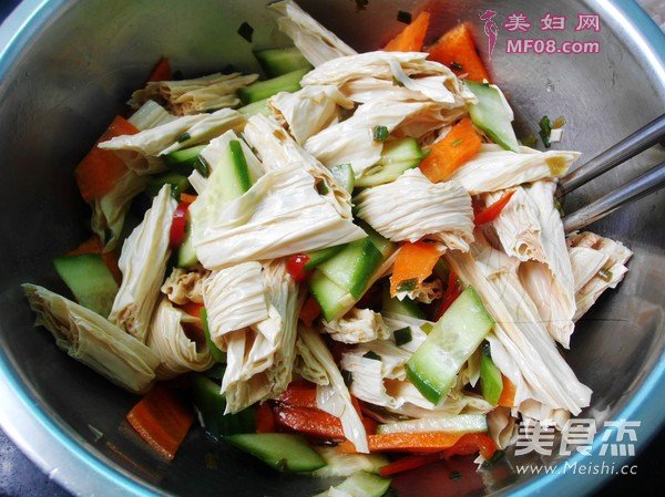 凉拌腐竹的做法