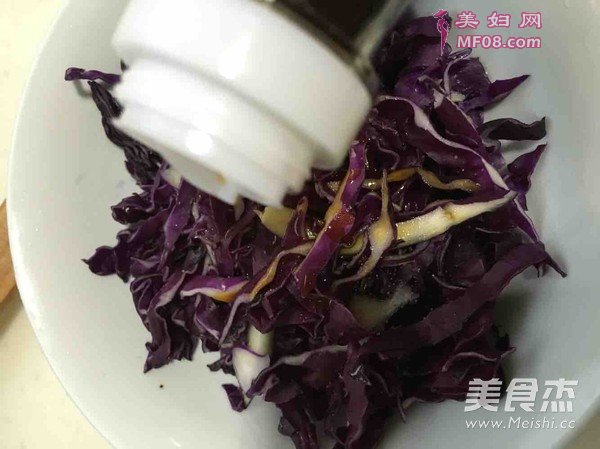 凉拌紫甘蓝的做法