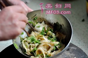 虎皮烧椒拌牛肚步骤9