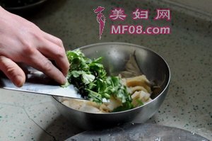 虎皮烧椒拌牛肚步骤5
