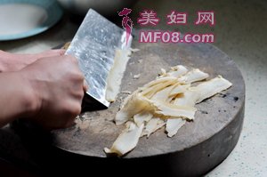 虎皮烧椒拌牛肚步骤2