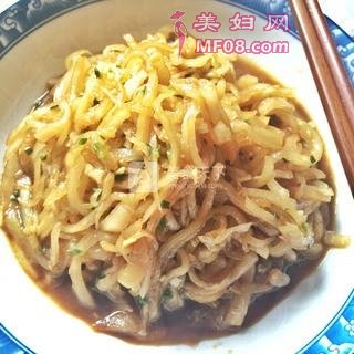 凉拌香脆萝卜丝