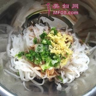 凉拌香脆萝卜丝