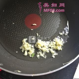 凉拌香脆萝卜丝