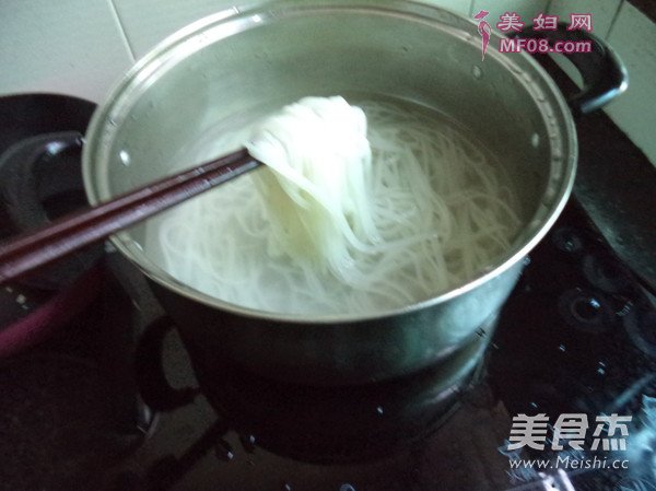 蒜汁拌粉丝的做法