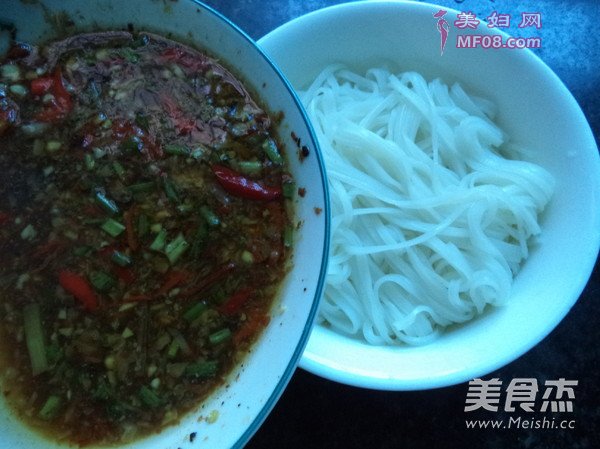 蒜汁拌粉丝的做法