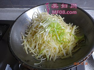 凉拌土豆丝红油炝土豆丝