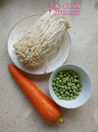 蒜香青豆拌金针菇