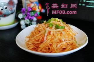 凉拌白萝卜丝