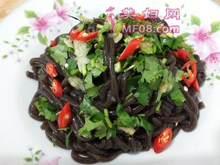 拌蕨根粉
