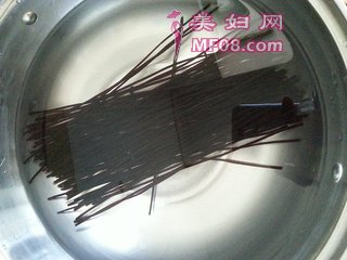 拌蕨根粉