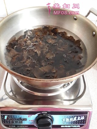 凉拌木耳