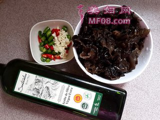 凉拌木耳