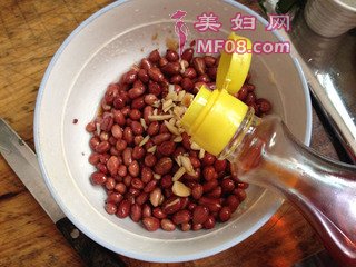 花生米拌香菜