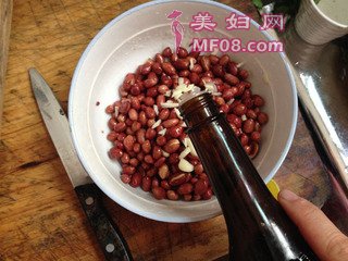 花生米拌香菜
