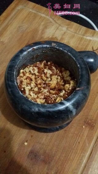 肉丝芹菜拌粉丝