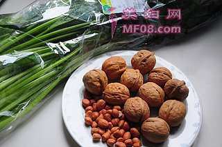 核桃菠菜塔