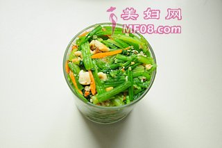 核桃菠菜塔