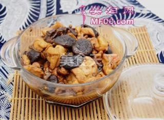 小鸡炖蘑菇的做法步骤：8