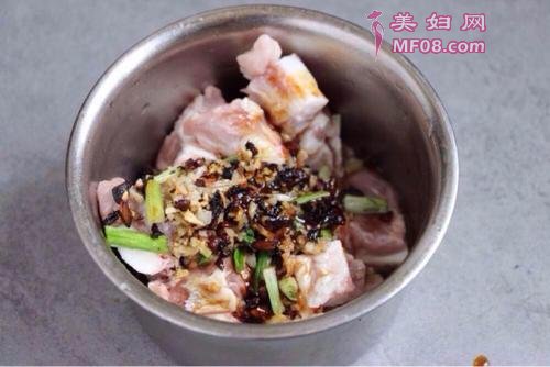 【豉汁蒸排骨】