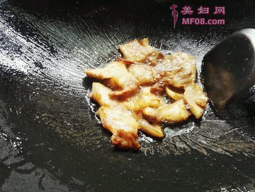 五花肉烧茄子的做法