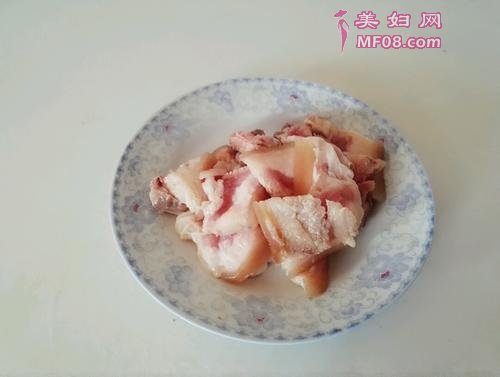 五花肉烧茄子的做法