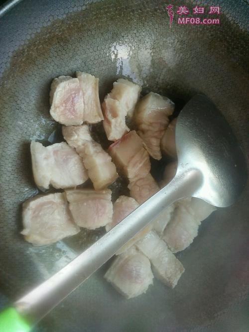 红薯烧肉的做法
