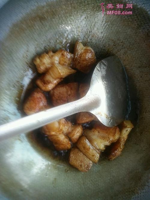 红薯烧肉的做法