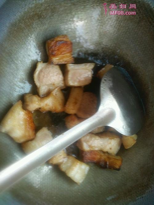红薯烧肉的做法