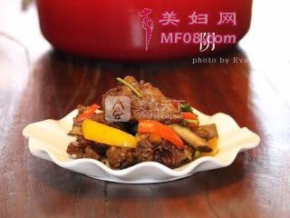 无水子姜闷鸭#厨房致欲系#的做法步骤：10