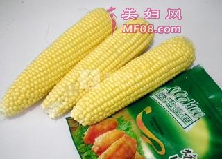#ACA烘焙明星大赛#奥尔良烤玉米的做法步骤：1