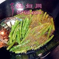干煸四季豆的做法图解10